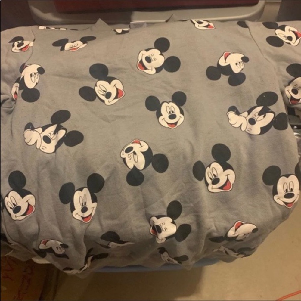 Mickey sweater